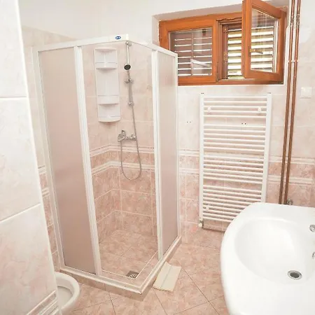 Ante Apartament *